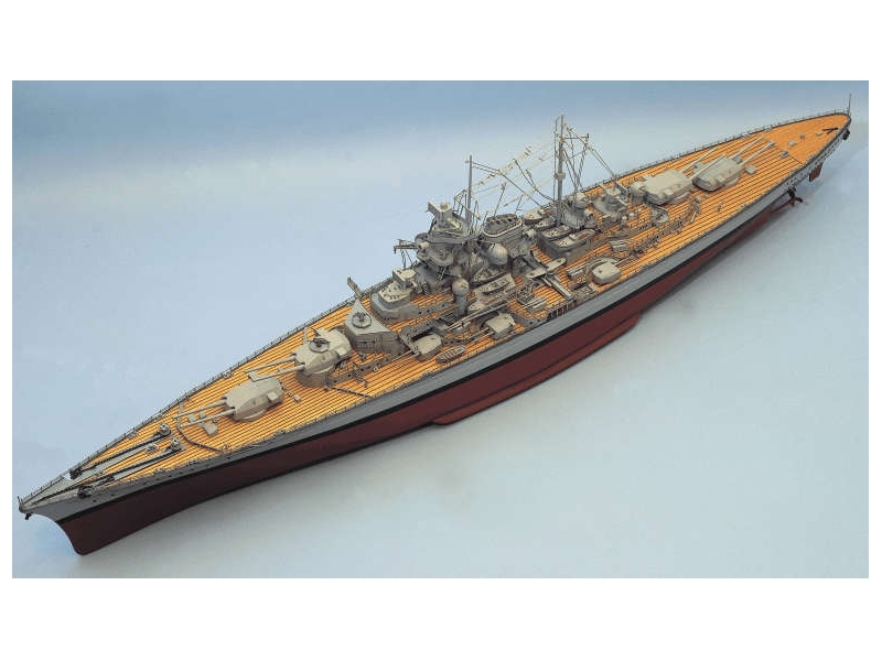 Tirpiz Battleship 1:200