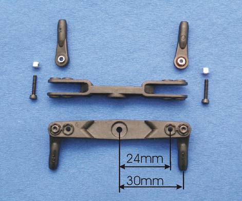 Brazo servo doble pull-pull 24/30 mm Futaba con rótulas